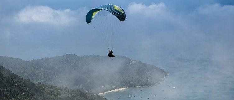 Waar in Nederland kun je paragliden?