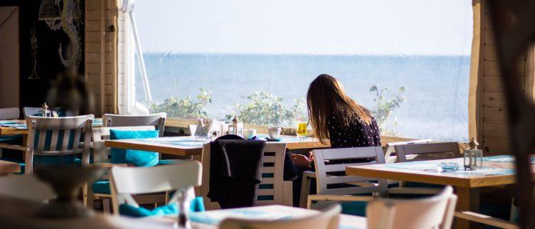 Wat is de leukste strandtent in Kijkduin?