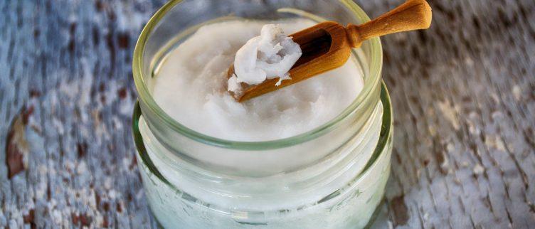 10 redenen om kokosolie voor je huid te gebruiken