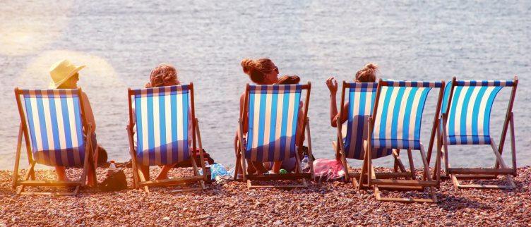 Hoe vind je vakantiewerk in het buitenland?