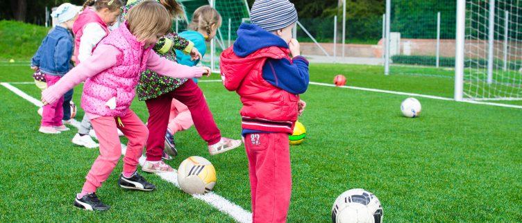 Wonderbaarlijk 10 leuke spelletjes voor een kinderfeestje | DIK.NL LQ-28