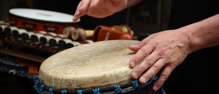 10 plekken voor een djembe workshop