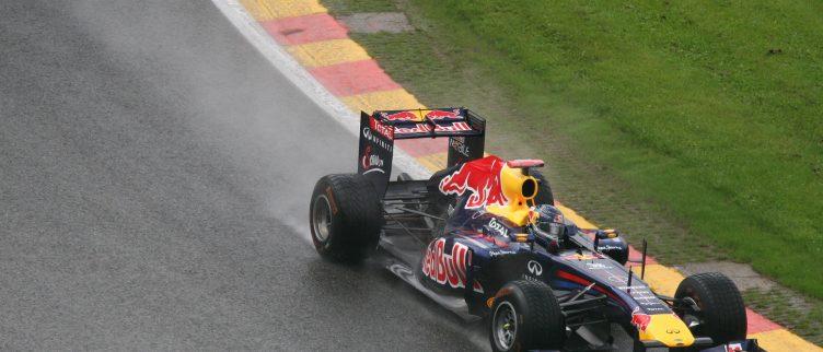 Welke Formule 1 GP’s hebben een oranje tribune of camping?