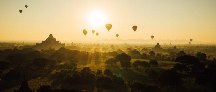 40 plekken waar je een ballonvaart kunt doen