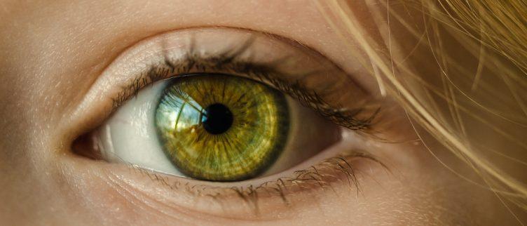 Droge ogen? Wat zijn de beste oogdruppels?